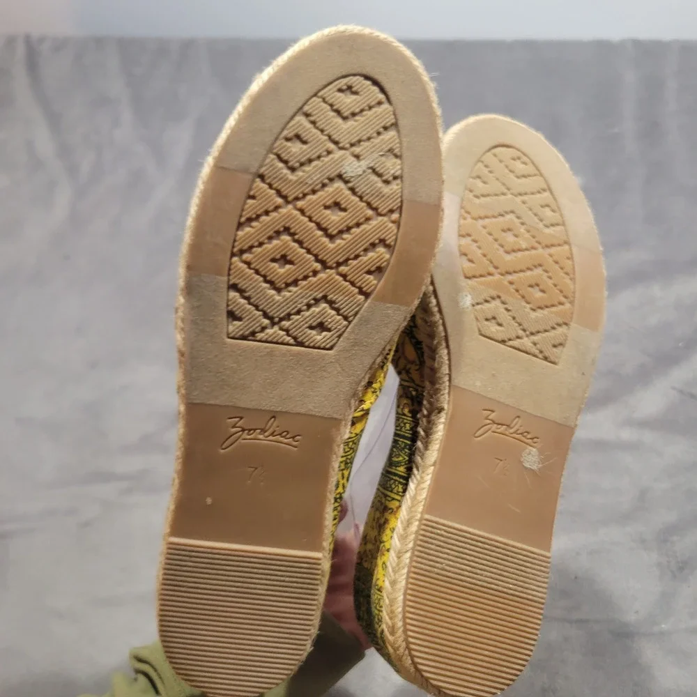Zodiac Womens Yellow Paisley Floral Canvas Espadrille‎ Flats Shoes Size 7.5
